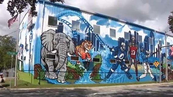 New mural in Seminole Heights signals a bright future for Tampa