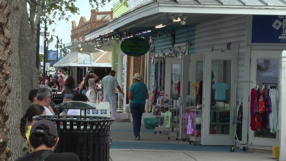 Tarpon Springs festival brings hope to businesses after hurricanes
