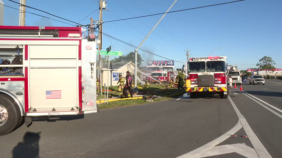 Firefighters battle two-alarm fire at strip mall on Tamiami Trail in Sarasota