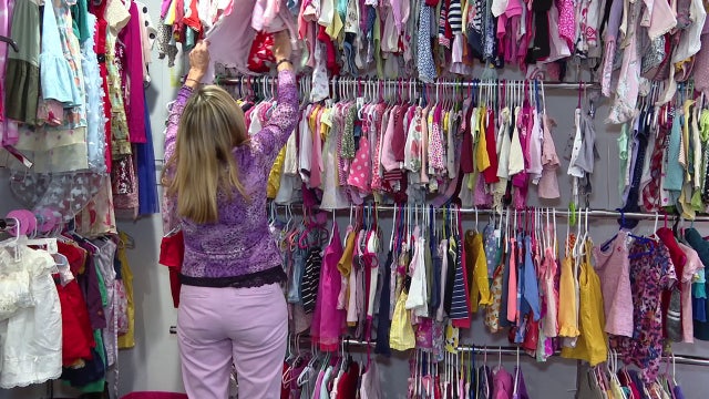 Foster care advocates looking for support, new foster families this holiday season