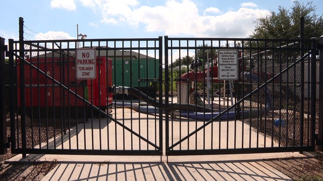 Haines City homeowners deal with sewage smell as growing population overwhelms wastewater lift station