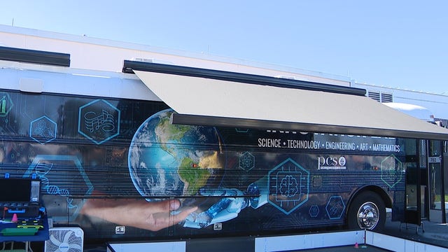 Pinellas County Schools introduce their new science lab on wheels