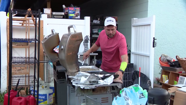 Shore Acres resident who served meals from his yard after Helene, Milton starting non-profit