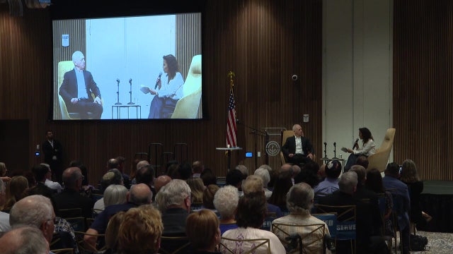 Former Israeli defense minister speaks in Sarasota before hostages set free