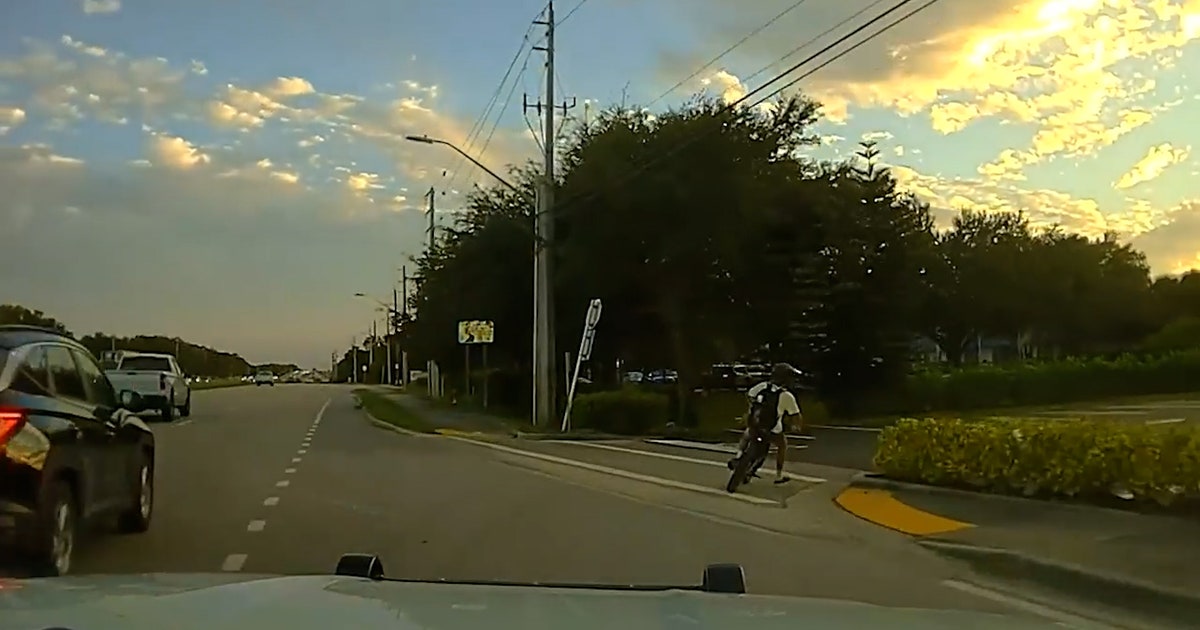 Video: Florida teen riding dirt bike leads deputies on chase through ...