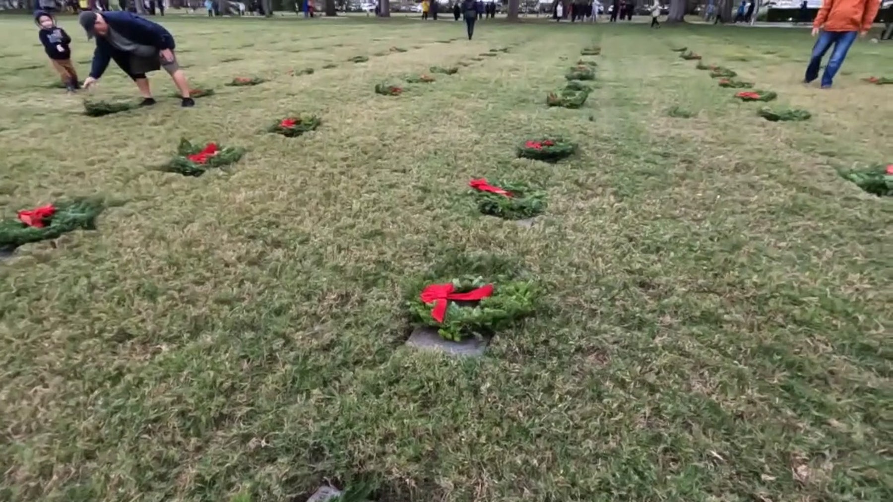 Bay Area national cemeteries struggling for sponsors ahead of 'Wreaths Across America Day'