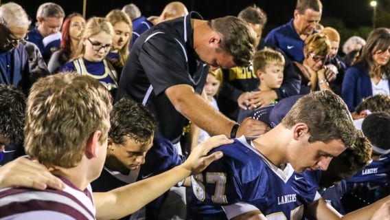 Supreme Court turns down pregame prayer case