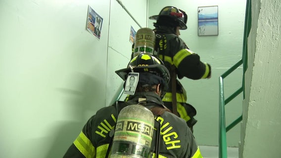 Hundreds climb 41 stories in Tampa to honor 9/11 heroes