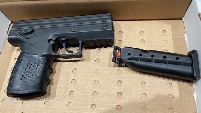 Suspended middle school student arrested for bringing pepper ball handgun to school: HCSO