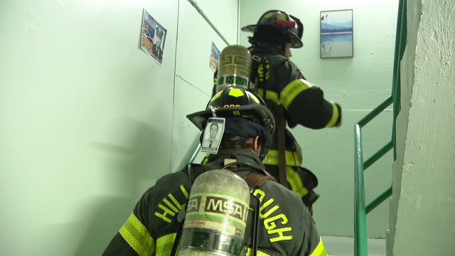Hundreds climb 41 stories in Tampa to honor 9/11 heroes