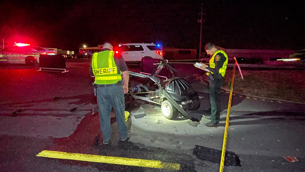 Golf cart driver crossing US-92 dies after being stuck by car: PCSO