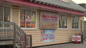 Madeira Beach commission approves $30,700 to remove sand from under Snack Shack