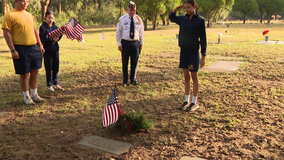 Volunteers honor generations of veterans at Lutz Cemetery during Wreaths Across America