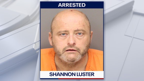 Man arrested in connection with 2 armed bank robberies in Clearwater, state attorney says