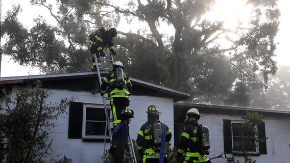 Fire damages home in Progress Village area of Tampa: HCFR