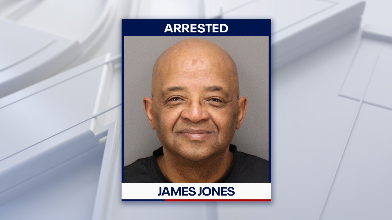 Corrections officer arrested for allegedly assaulting inmate being treated at hospital