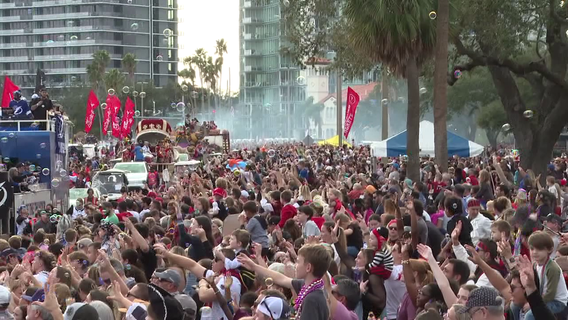 Gasparilla Children’s Parade brings pirate-themed fun to Bayshore Boulevard