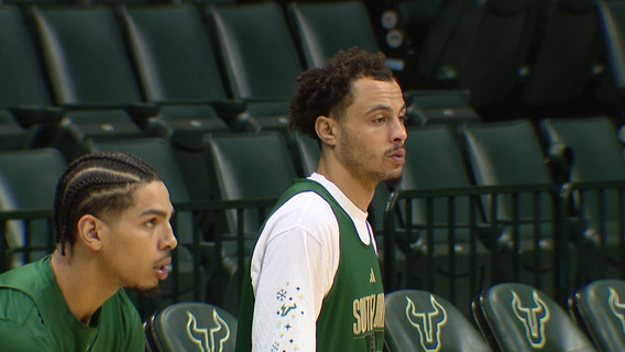 USF guard one of the oldest active players in college basketball: ‘Unbelievable grit’