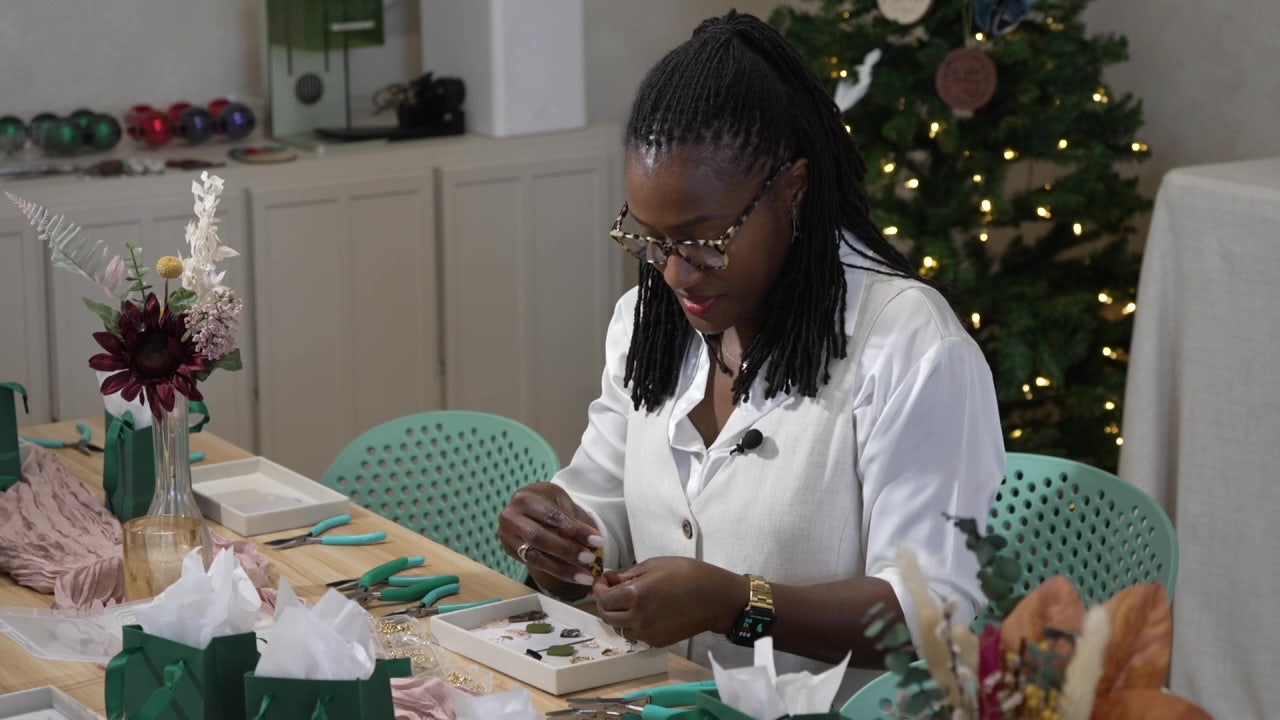 St. Pete nurse turns pandemic pastime into booming DIY jewelry bar business