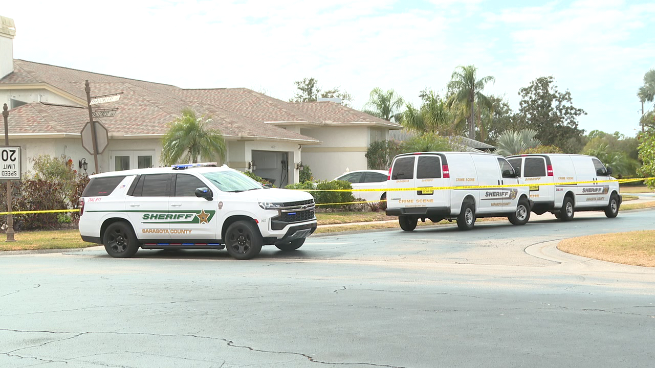 Accused killer sent suicidal texts during Sarasota shooting, arsenal of weapons recovered at scene: SCSO