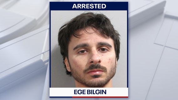 Illegal immigrant accused of hiding in Davenport motel room wall after fleeing from deputies: PCSO