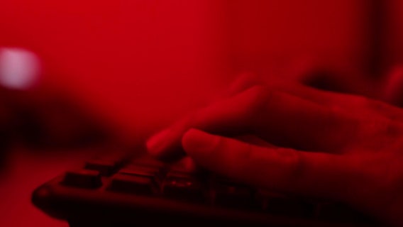 Social media threats spike across Bay Area: Here's how to protect yourself online