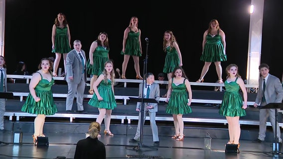 Tarpon Springs High’s show choir premieres 'Howling Hearts' before road competitions