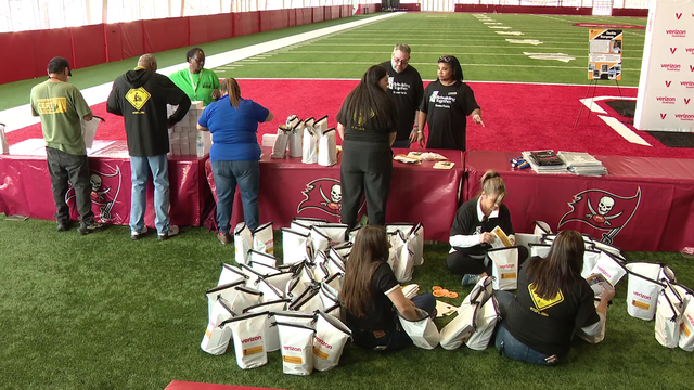 Free disaster kits handed out to Tampa residents ahead of 2026 hurricane season