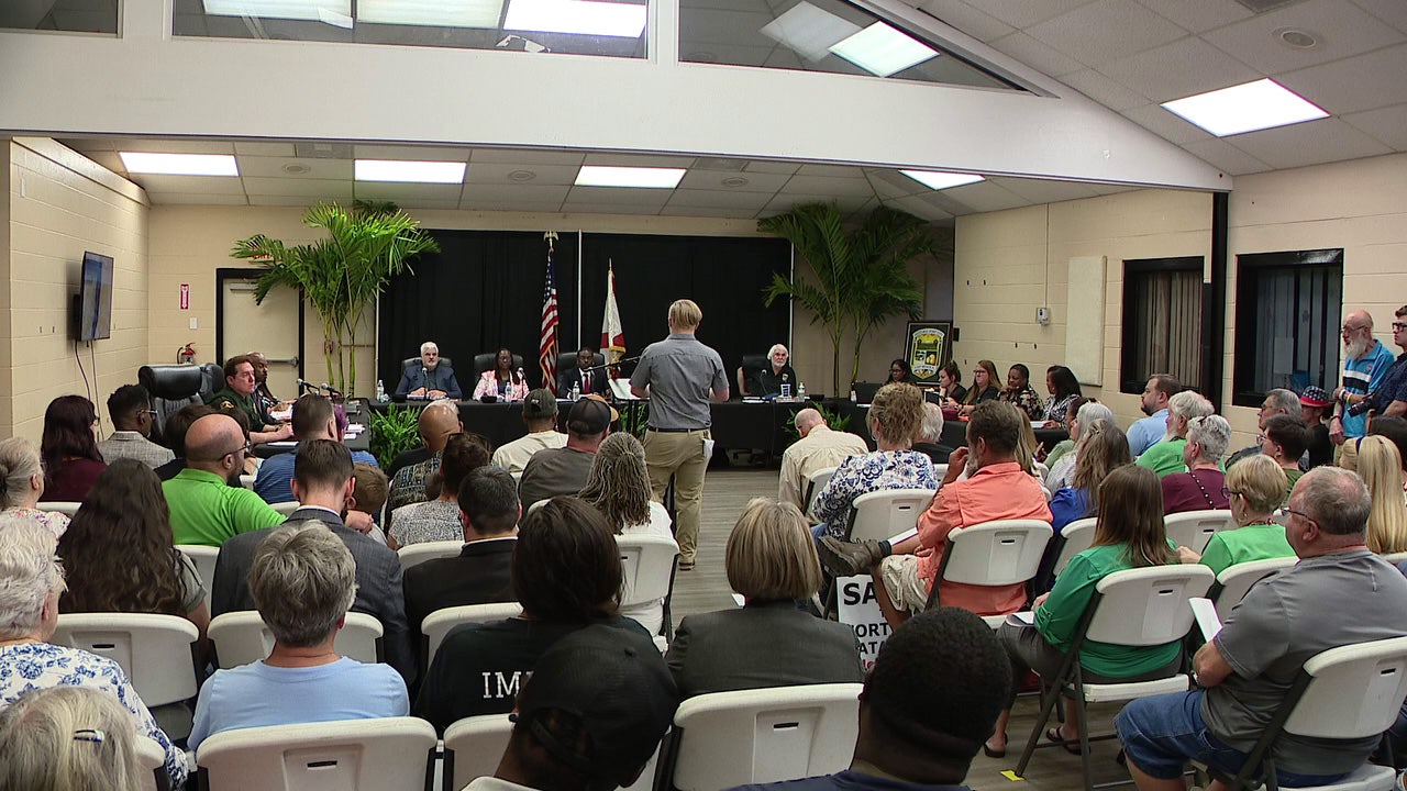 Fort Meade City Commission delays vote on proposed massive data center