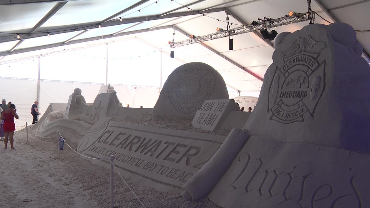 Clearwater police use sand sculptures to recruit new officers at Sugar Sand Festival