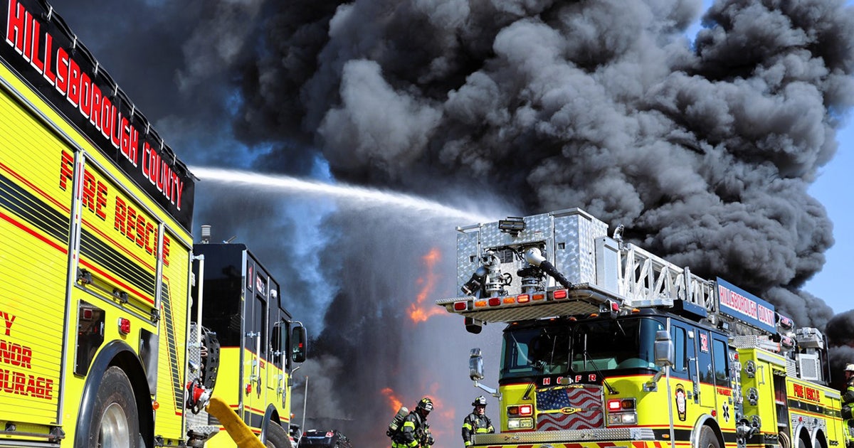 Fire breaks out at recycling facility in Tampa: HCFR