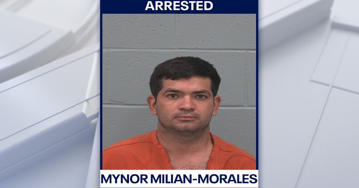 Illegal immigrant facing DUI charges after motorcyclist killed, 3 hurt in Zephyrhills crash: FHP