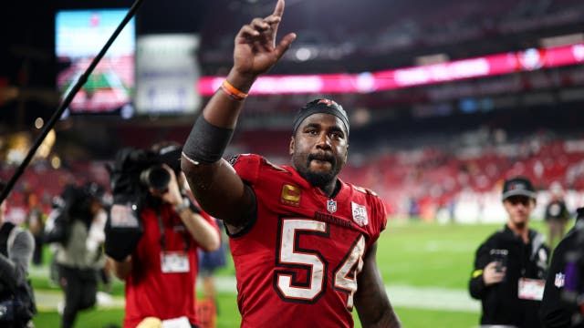 Lavonte David retires from Tampa Bay Buccaneers after 14 years with team