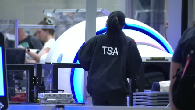 TSA agents welcome support from Tampa businesses