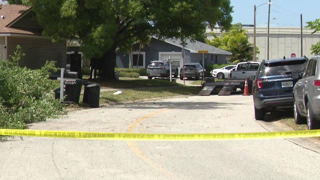 Pinellas Park man shot and killed after pointing shotgun at police during barricade standoff: PPPD