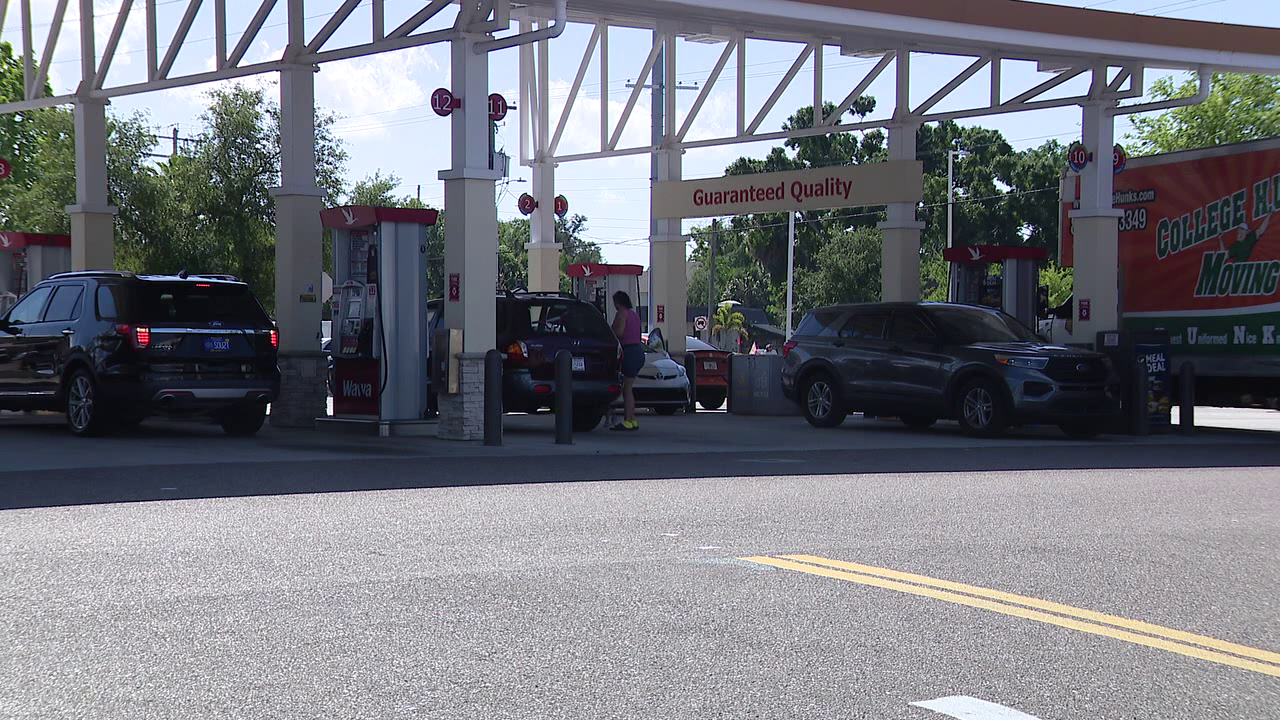 Florida gas prices could fall below $4: Iran says Strait of Hormuz is reopening