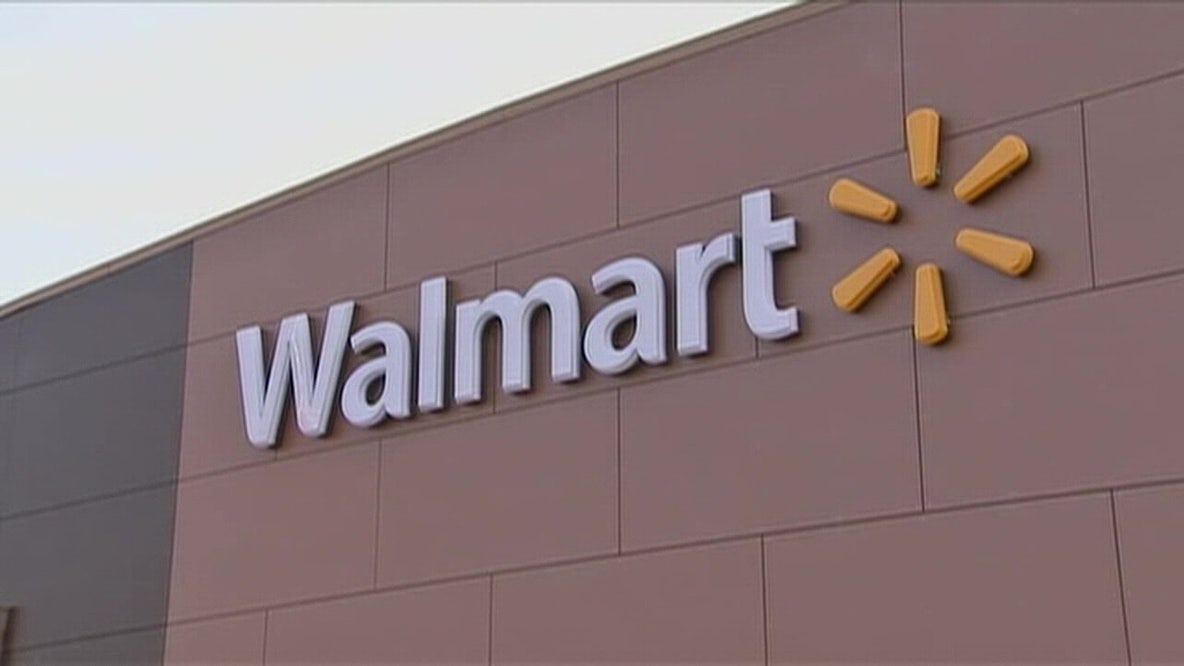 Palm Harbor Walmart dog fight injures 3 employees, 2 others: PCSO