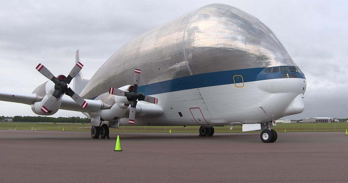 NASA's flying 'moving truck' is on display at the Sun 'n Fun Fly-In