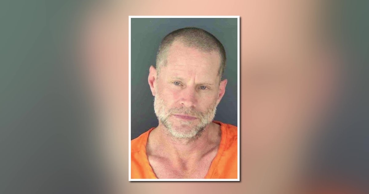 Florida man accused of stabbing & beating roommate to death initially claimed she was a burglar: Affidavit