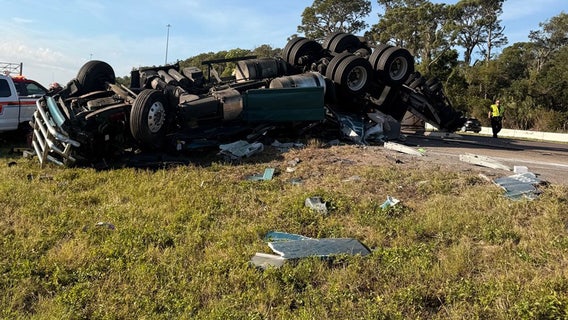 Semi-truck driver killed in hit-and-run crash on I-75 in Manatee County: FHP