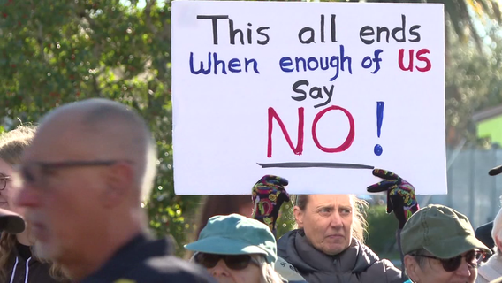 Sarasota school board enforces strict limits on student demonstrations, escalating free speech battle