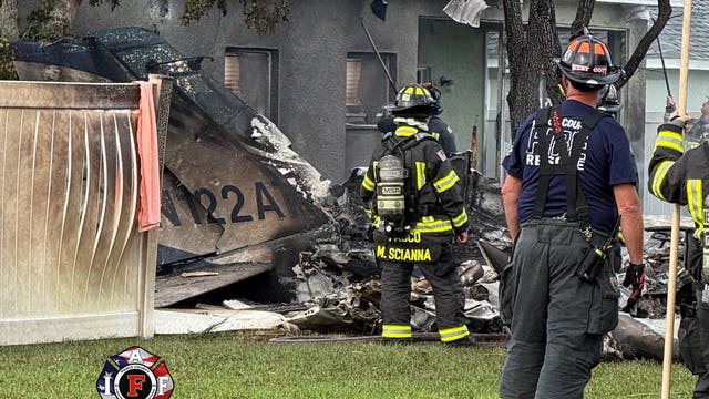 Plane crash in Wesley Chapel neighborhood kills one: PCFR