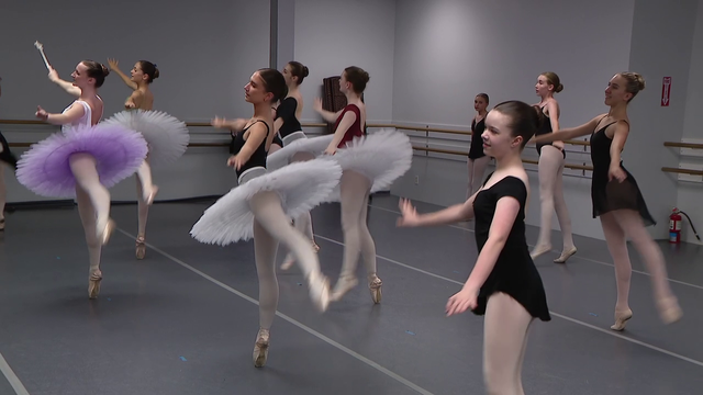 Gulf Coast Ballet Theater students prepare for ‘Cinderella’ performance at St. Pete’s Palladium