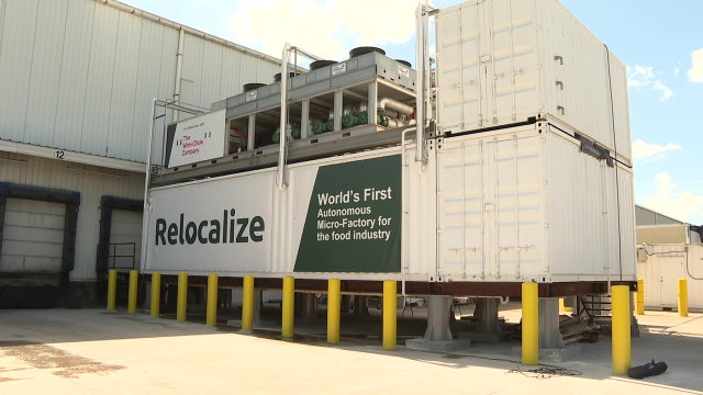 Plant City welcomes world’s first autonomous ice microfactory: 'It's cleaner packaging, it's safer'