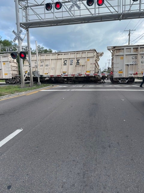 Train derailment shuts down 50th Street and Causeway Boulevard
