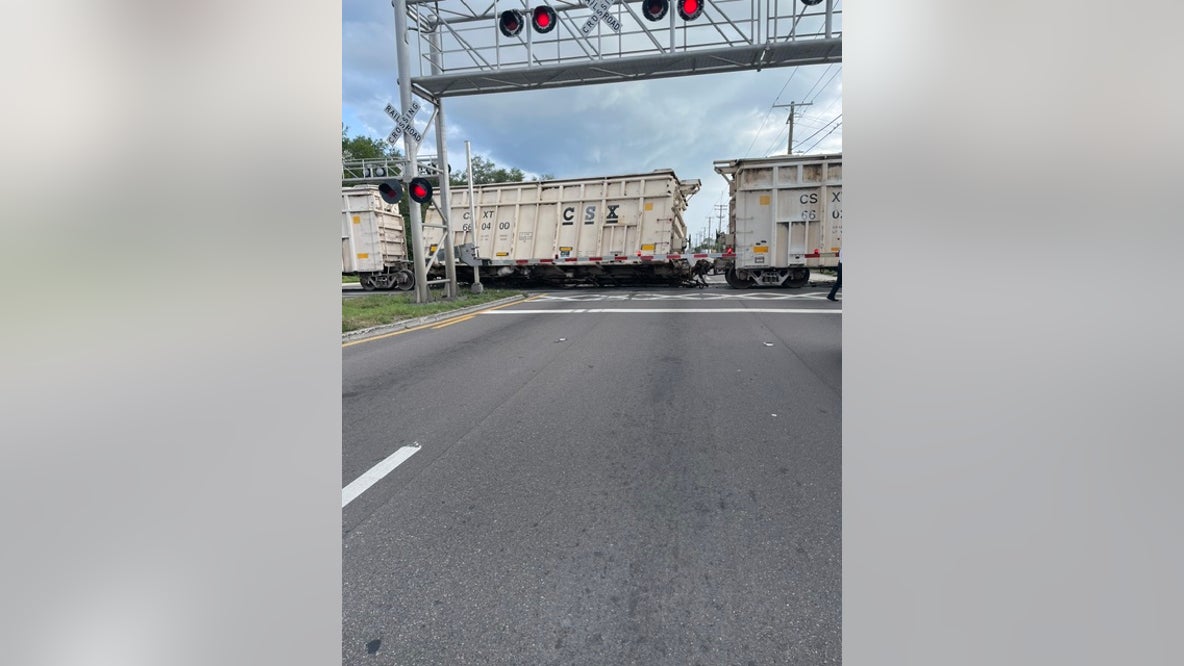 Train derailment shuts down 50th Street and Causeway Boulevard