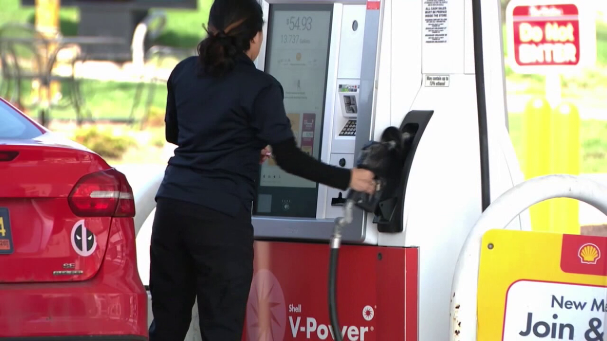 Florida extends winter blend gasoline sale to offset rising pump prices