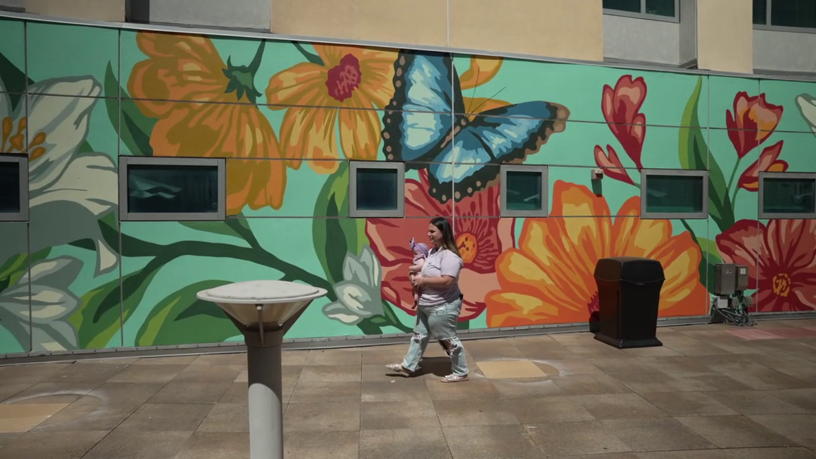 A Spring Hill mother’s love transforms hospital courtyard after loss of newborn son