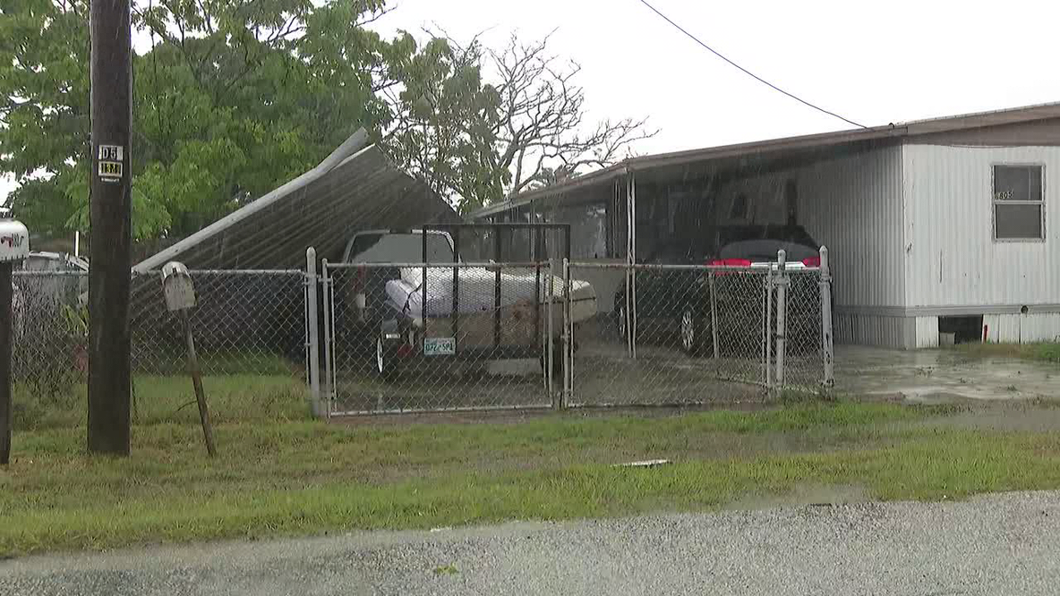 Tornadoes strike Pasco County, damaging homes and power line: NWS