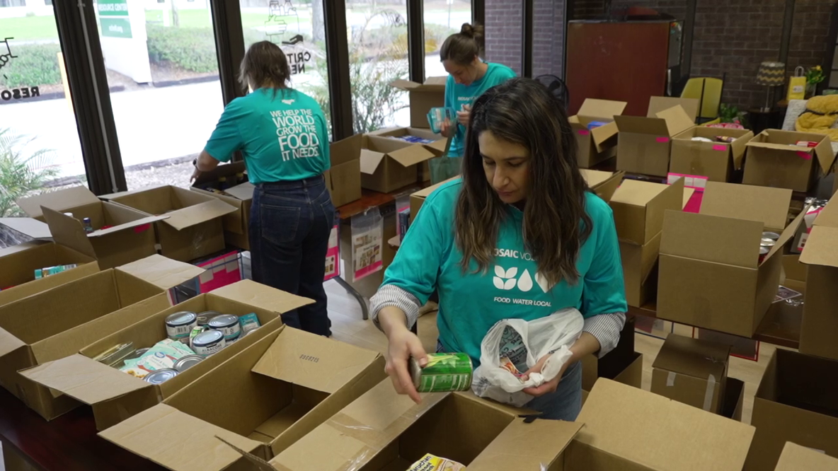 ECHO helps community members in need with an army of volunteers